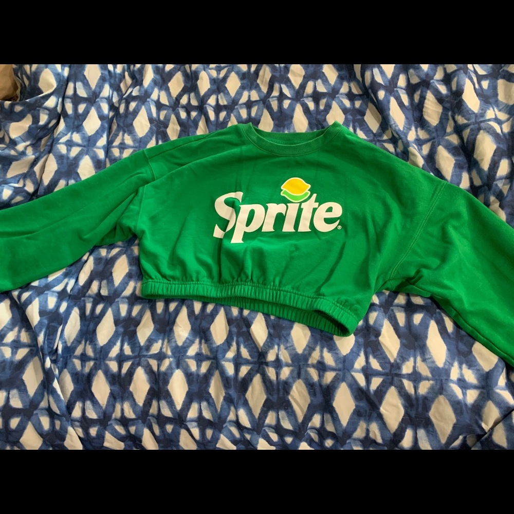 Sprite Crop Sweater